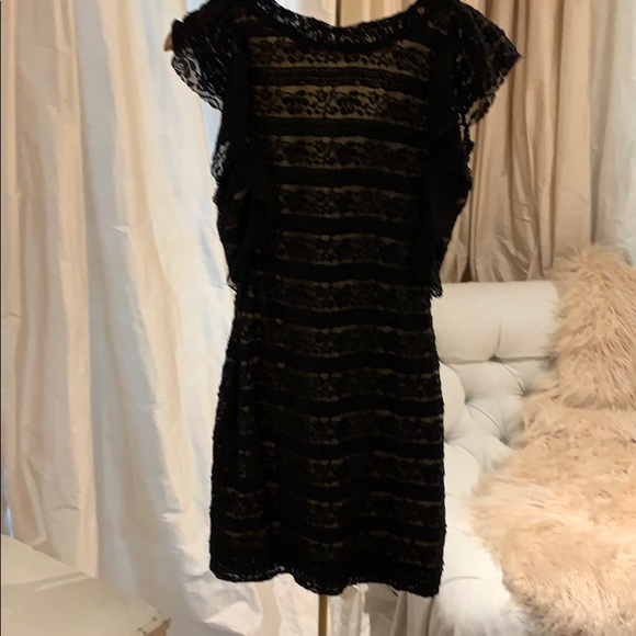 Dress - Picture 6 of 6